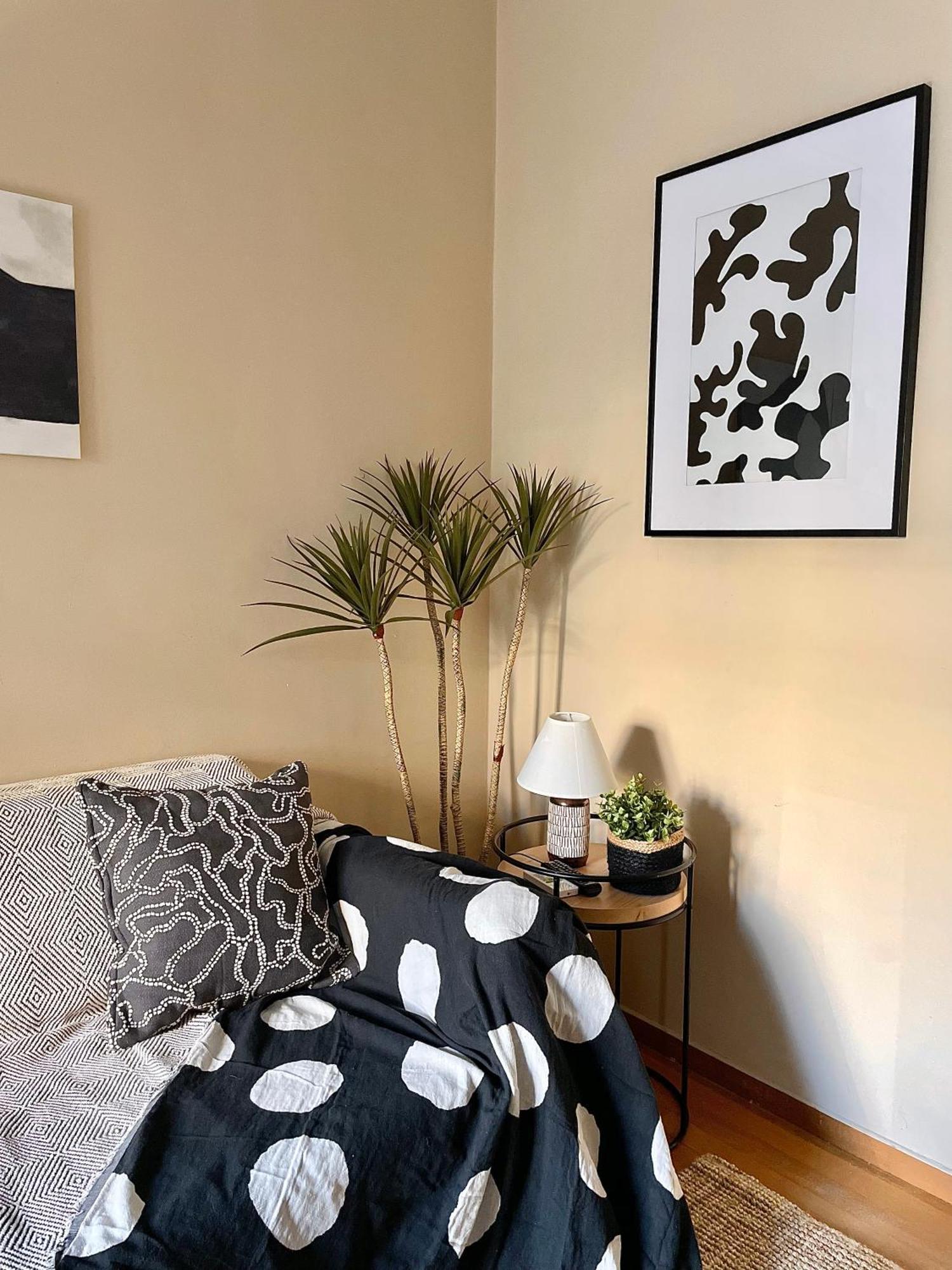 Comfy And Spacious Two Bedroom Apartment With Balcony Athena Bagian luar foto